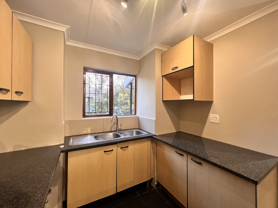 2 Bedroom Property for Sale in Sunninghill Gauteng