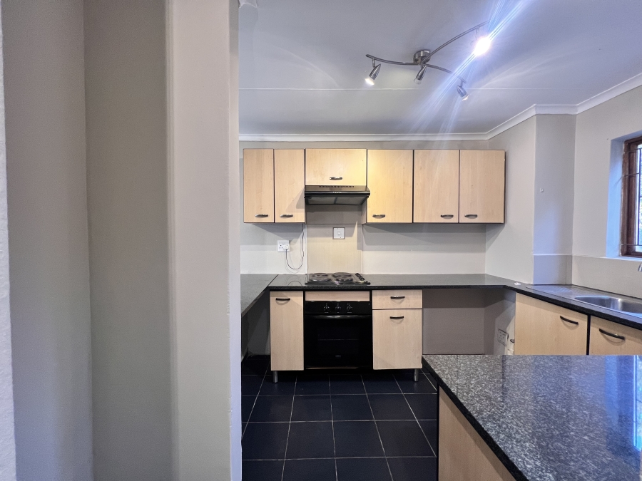 2 Bedroom Property for Sale in Sunninghill Gauteng
