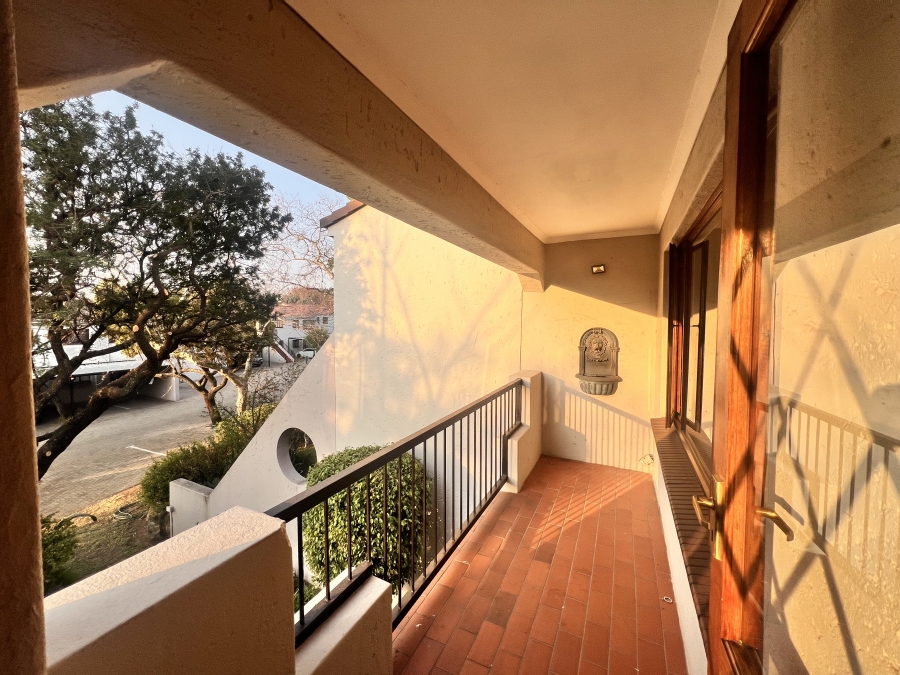2 Bedroom Property for Sale in Sunninghill Gauteng