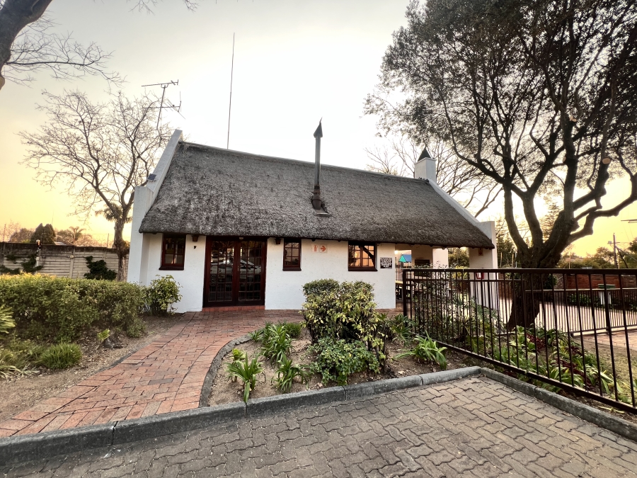2 Bedroom Property for Sale in Sunninghill Gauteng