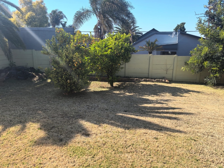 3 Bedroom Property for Sale in Witpoortjie Gauteng