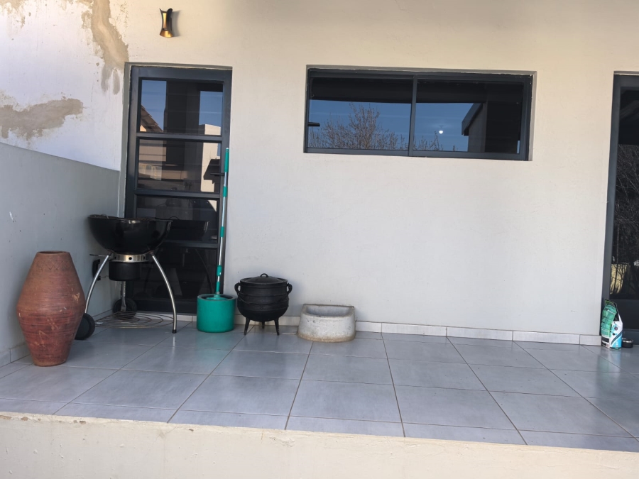 3 Bedroom Property for Sale in Witpoortjie Gauteng