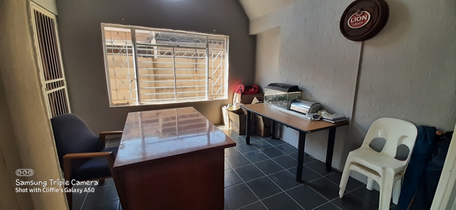 4 Bedroom Property for Sale in Mayberry Park Gauteng