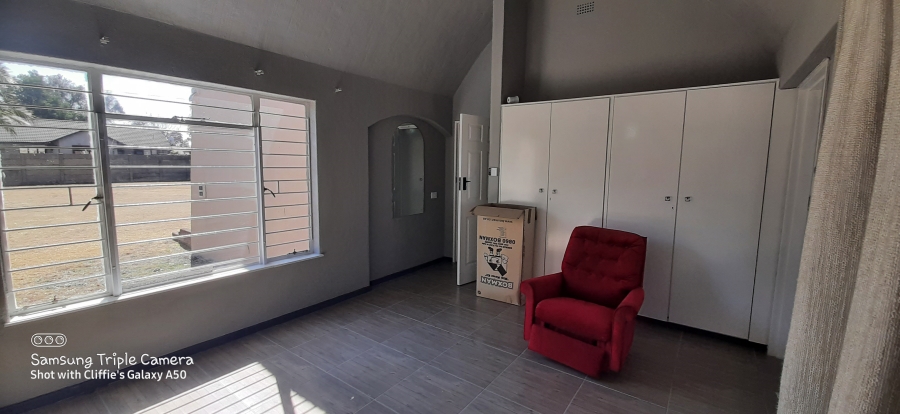 4 Bedroom Property for Sale in Mayberry Park Gauteng