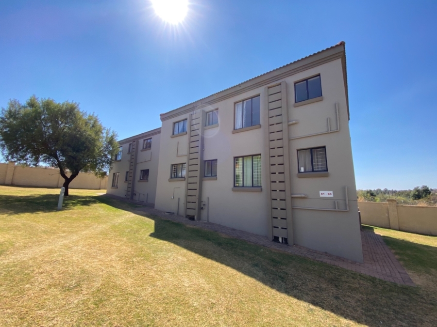 To Let 3 Bedroom Property for Rent in Willowbrook Gauteng