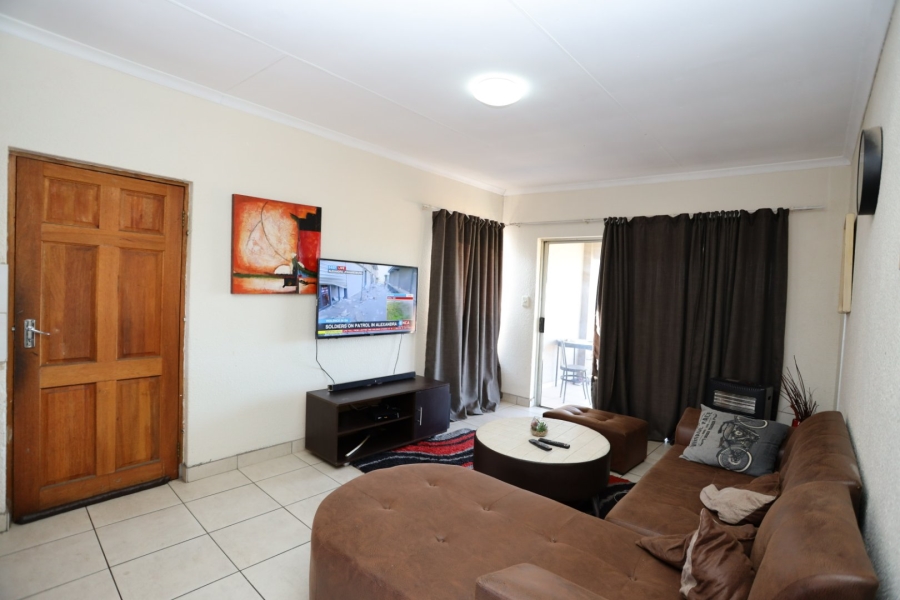 To Let 3 Bedroom Property for Rent in Willowbrook Gauteng