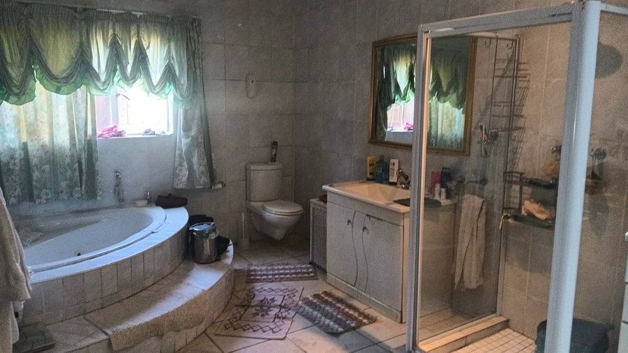 3 Bedroom Property for Sale in Van Riebeeck Park Gauteng