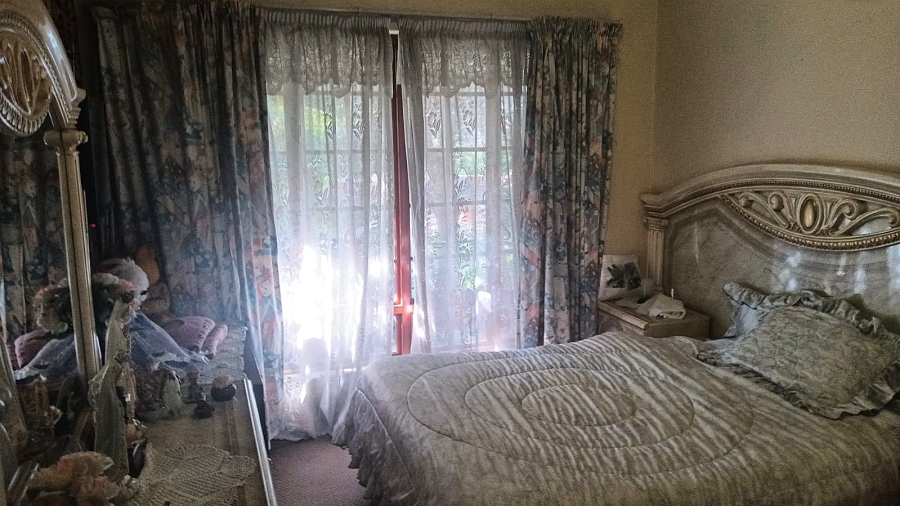 3 Bedroom Property for Sale in Van Riebeeck Park Gauteng