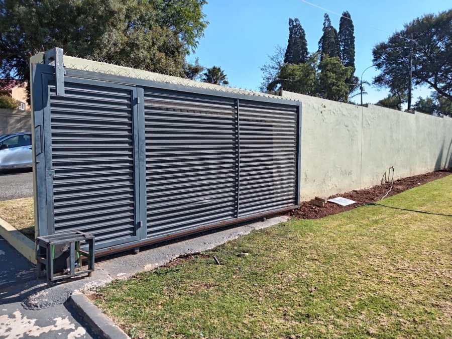 3 Bedroom Property for Sale in Witpoortjie Gauteng