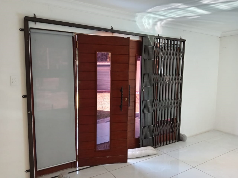 3 Bedroom Property for Sale in Witpoortjie Gauteng
