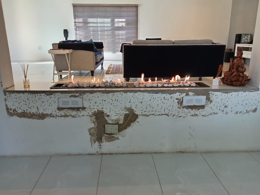 3 Bedroom Property for Sale in Witpoortjie Gauteng
