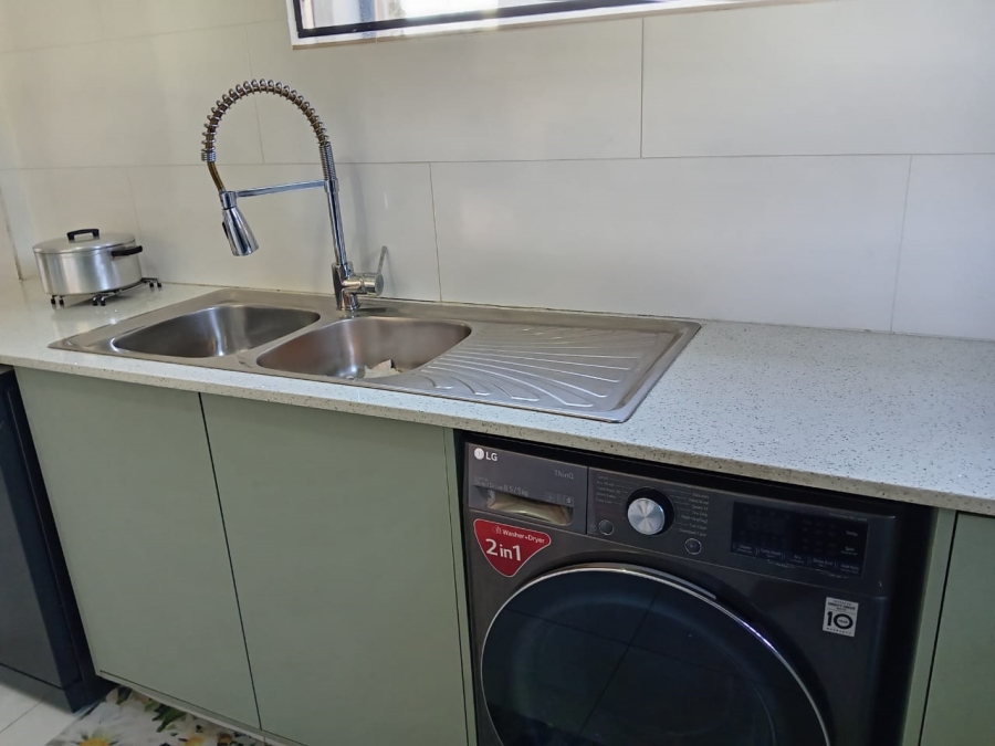 3 Bedroom Property for Sale in Witpoortjie Gauteng