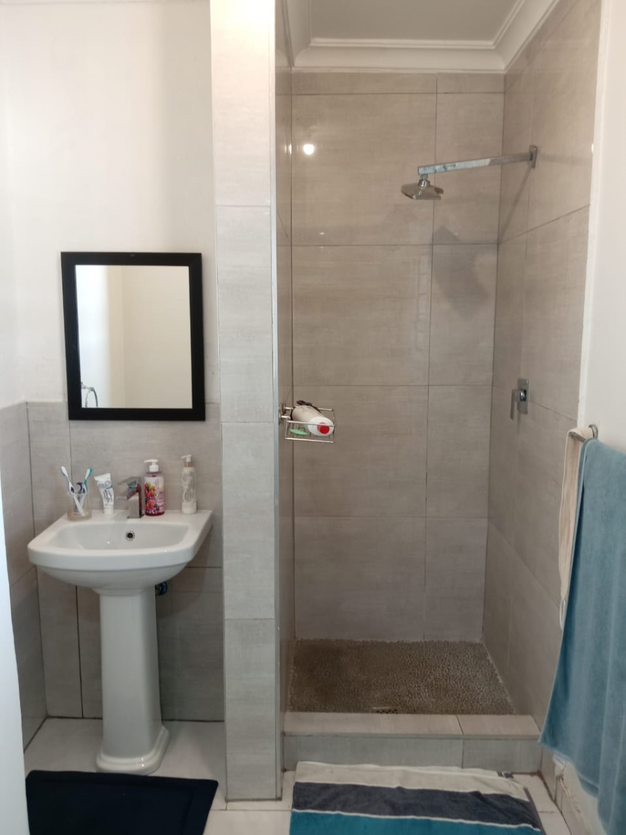 3 Bedroom Property for Sale in Witpoortjie Gauteng