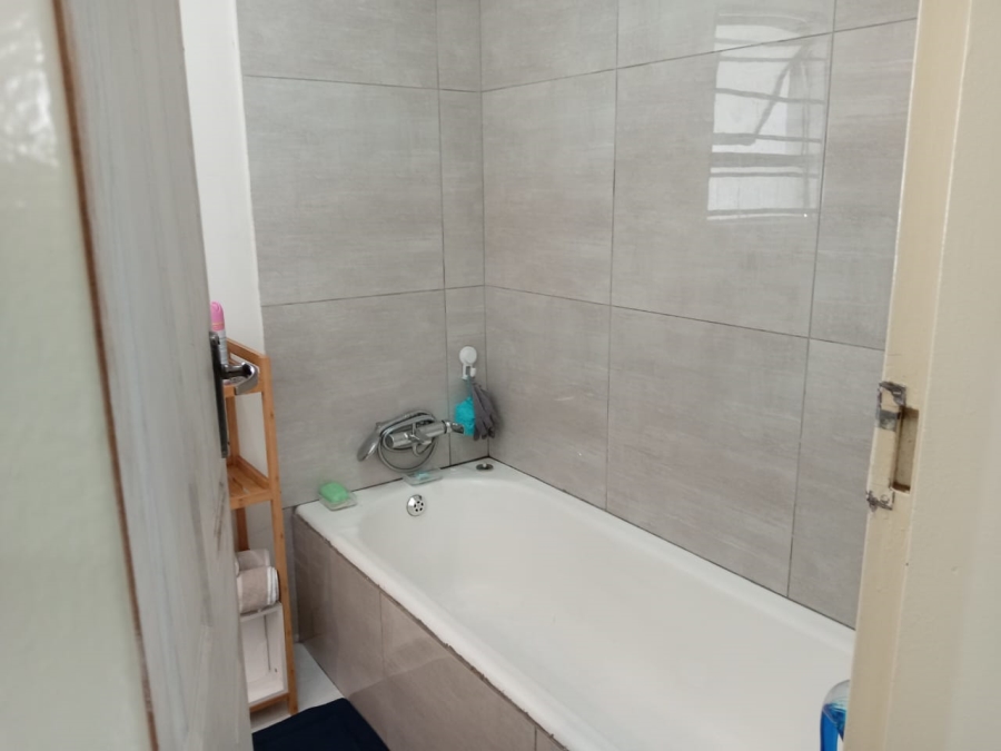 3 Bedroom Property for Sale in Witpoortjie Gauteng