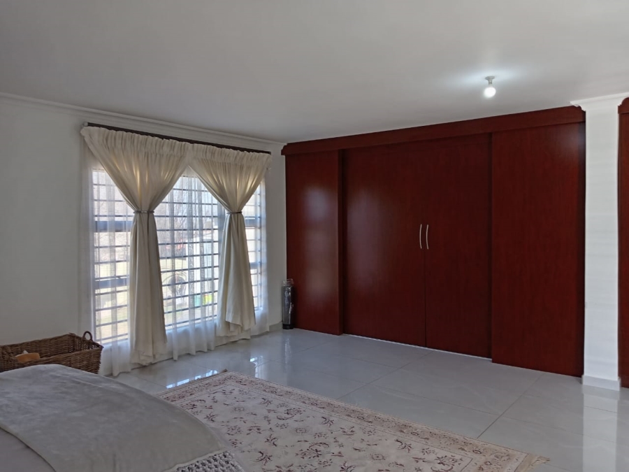 3 Bedroom Property for Sale in Witpoortjie Gauteng