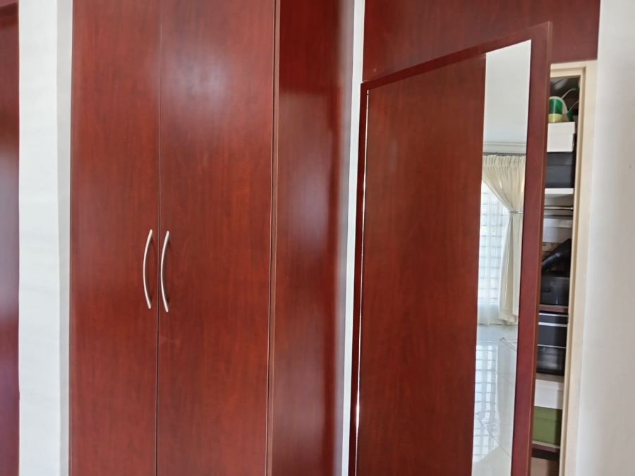 3 Bedroom Property for Sale in Witpoortjie Gauteng