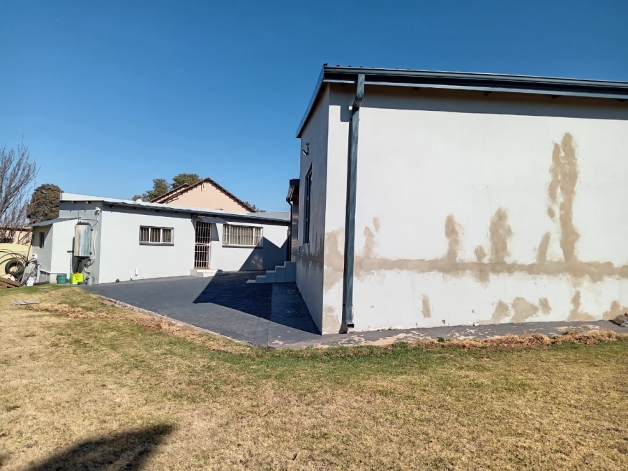 3 Bedroom Property for Sale in Witpoortjie Gauteng