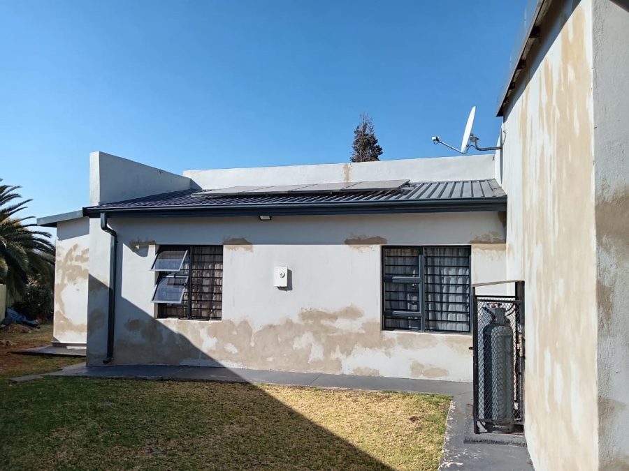 3 Bedroom Property for Sale in Witpoortjie Gauteng