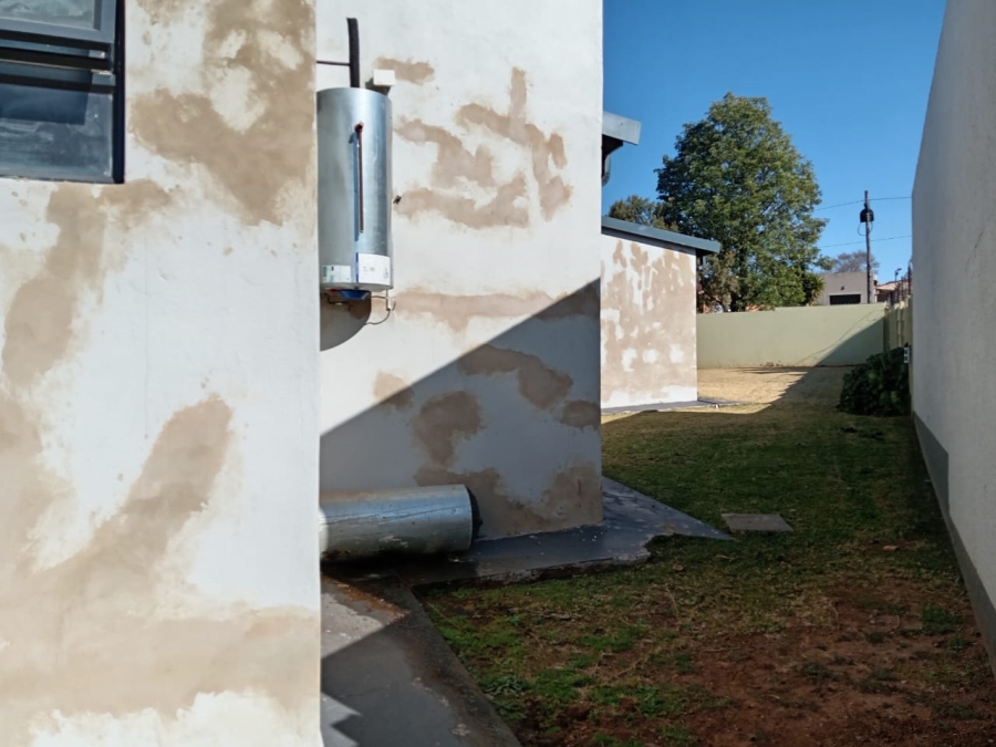 3 Bedroom Property for Sale in Witpoortjie Gauteng