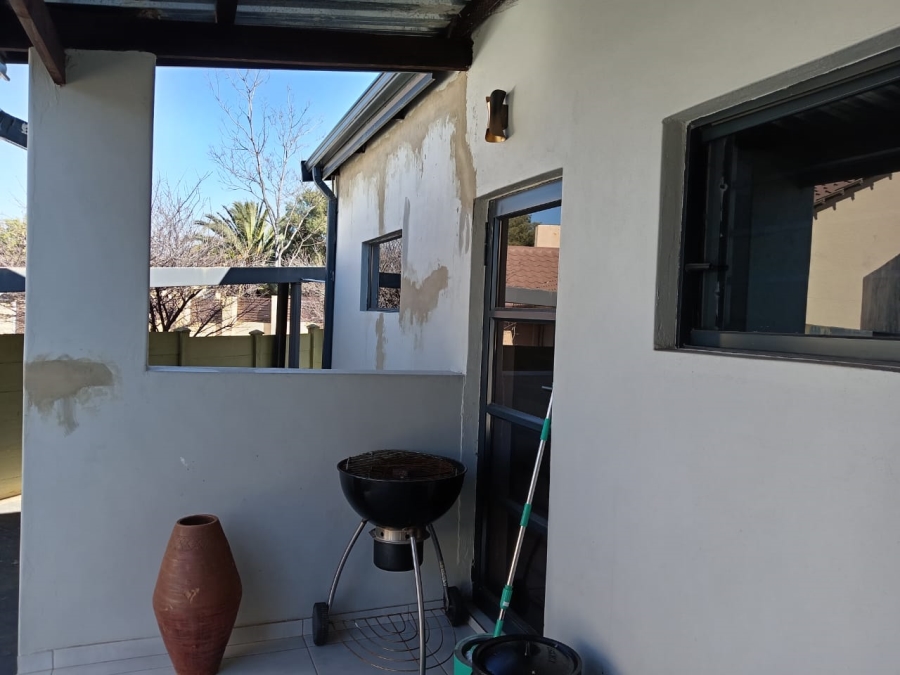 3 Bedroom Property for Sale in Witpoortjie Gauteng