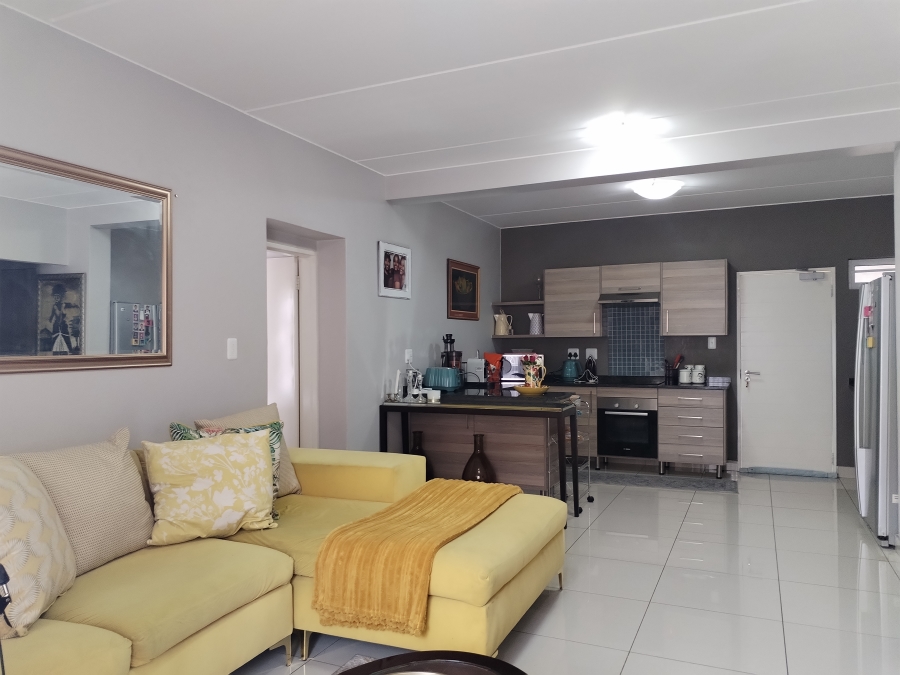 To Let 2 Bedroom Property for Rent in Blue Hills Gauteng