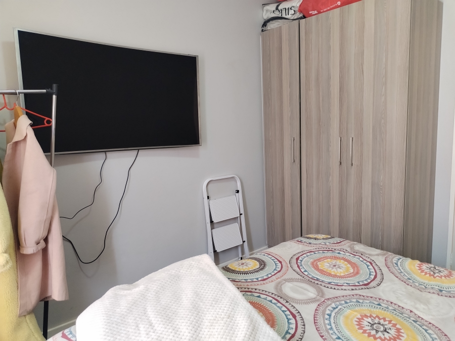 To Let 2 Bedroom Property for Rent in Blue Hills Gauteng
