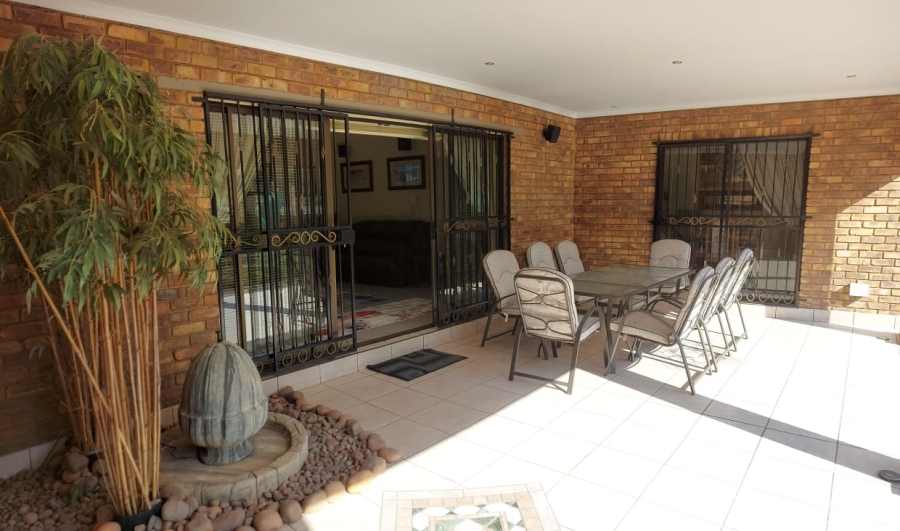 3 Bedroom Property for Sale in Rynfield Gauteng
