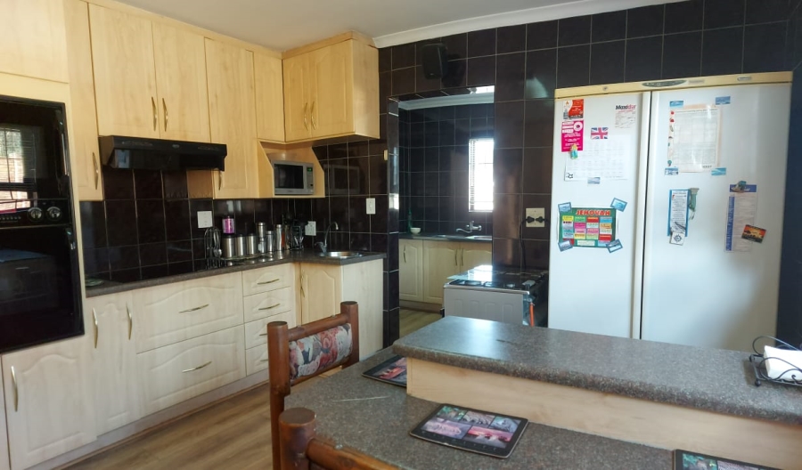 3 Bedroom Property for Sale in Rynfield Gauteng