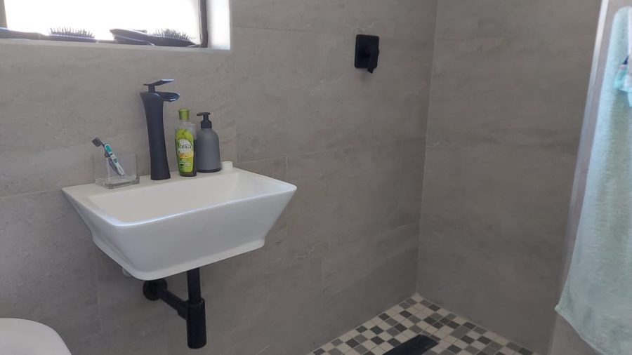4 Bedroom Property for Sale in Rynfield Gauteng