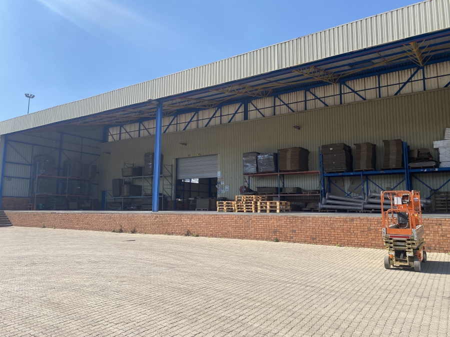 To Let commercial Property for Rent in Clayville East Gauteng