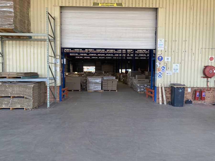 To Let commercial Property for Rent in Clayville East Gauteng
