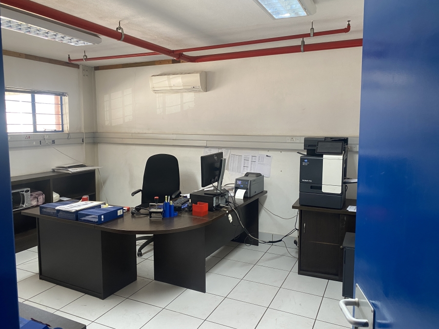To Let commercial Property for Rent in Clayville East Gauteng