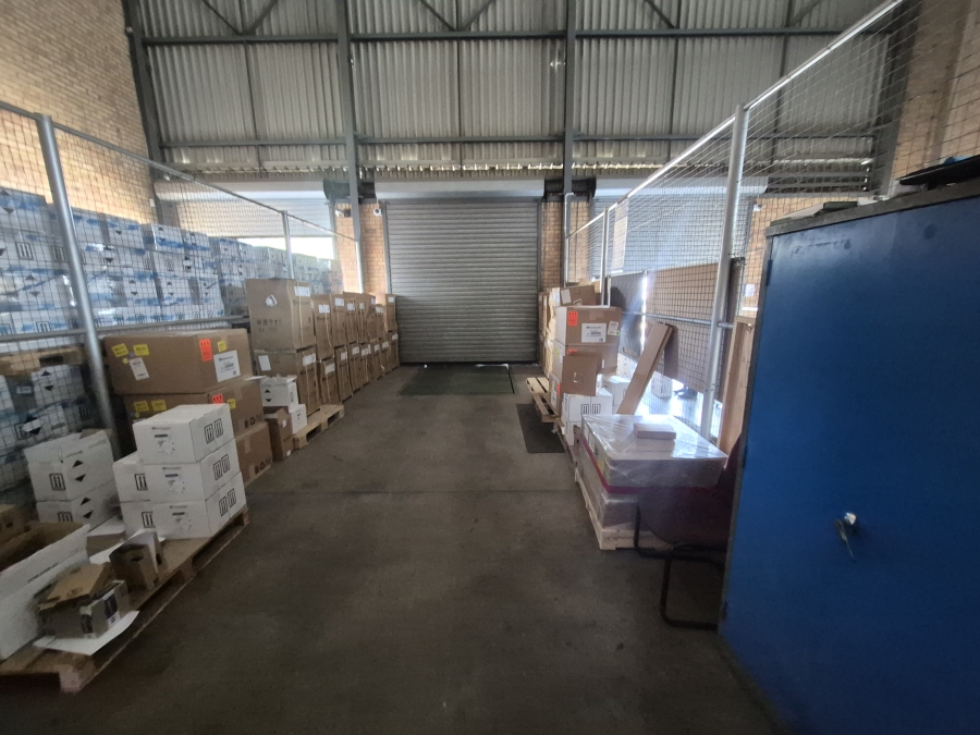 Commercial Property for Sale in Meadowdale Gauteng