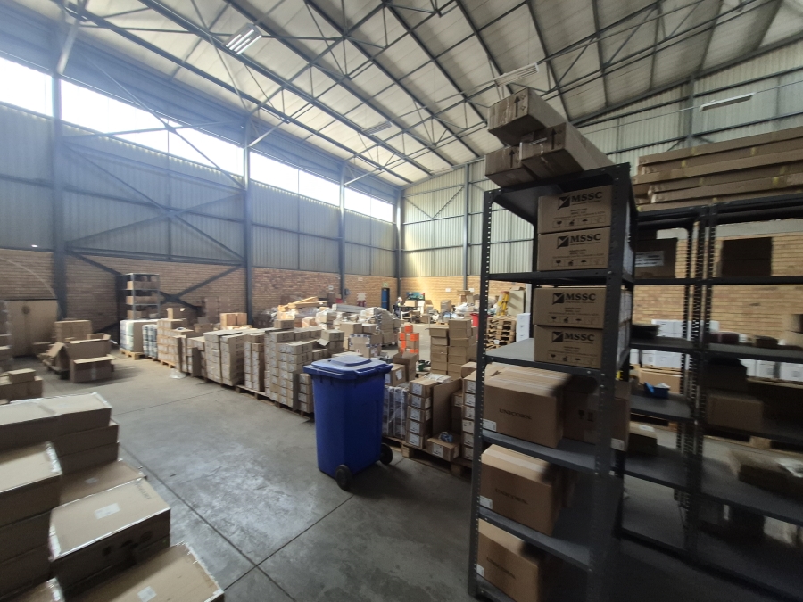 Commercial Property for Sale in Meadowdale Gauteng