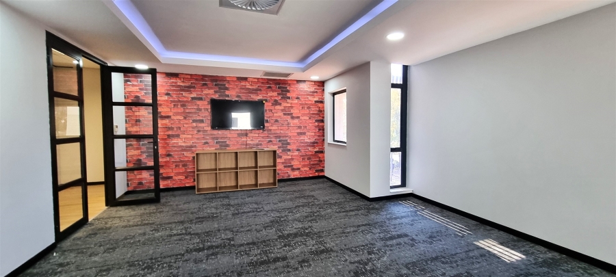 To Let commercial Property for Rent in Edenburg Gauteng