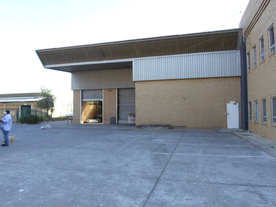 To Let commercial Property for Rent in Linbro Park Gauteng