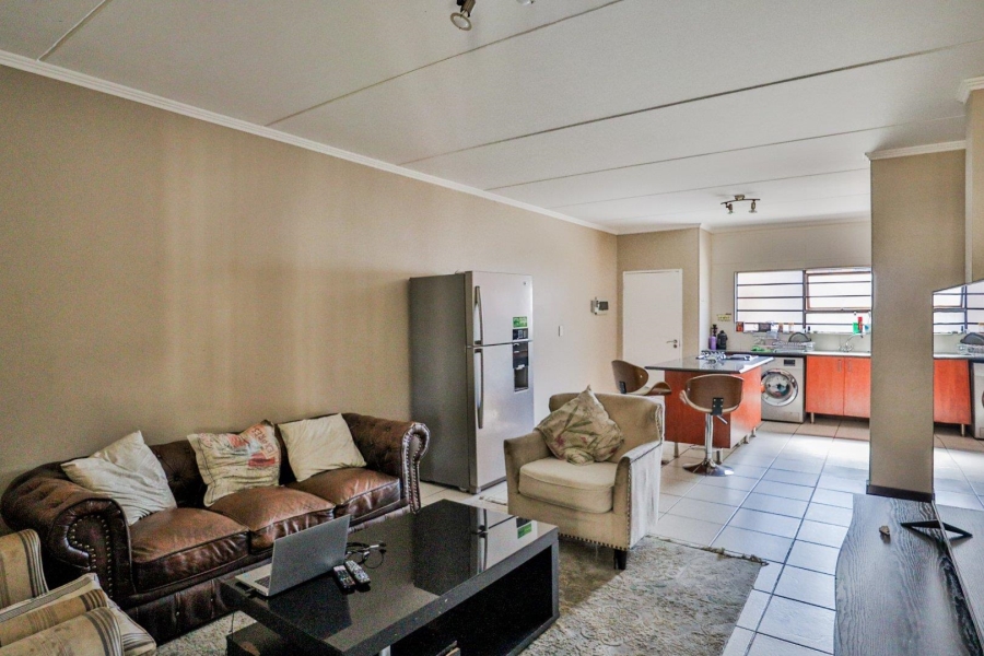2 Bedroom Property for Sale in Sunninghill Gauteng