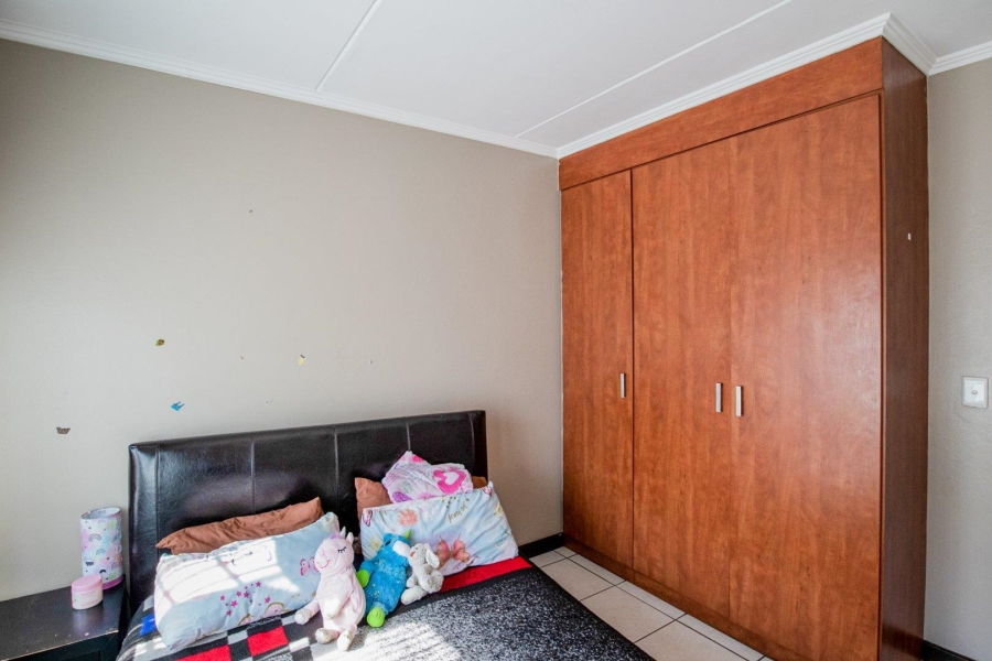 2 Bedroom Property for Sale in Sunninghill Gauteng