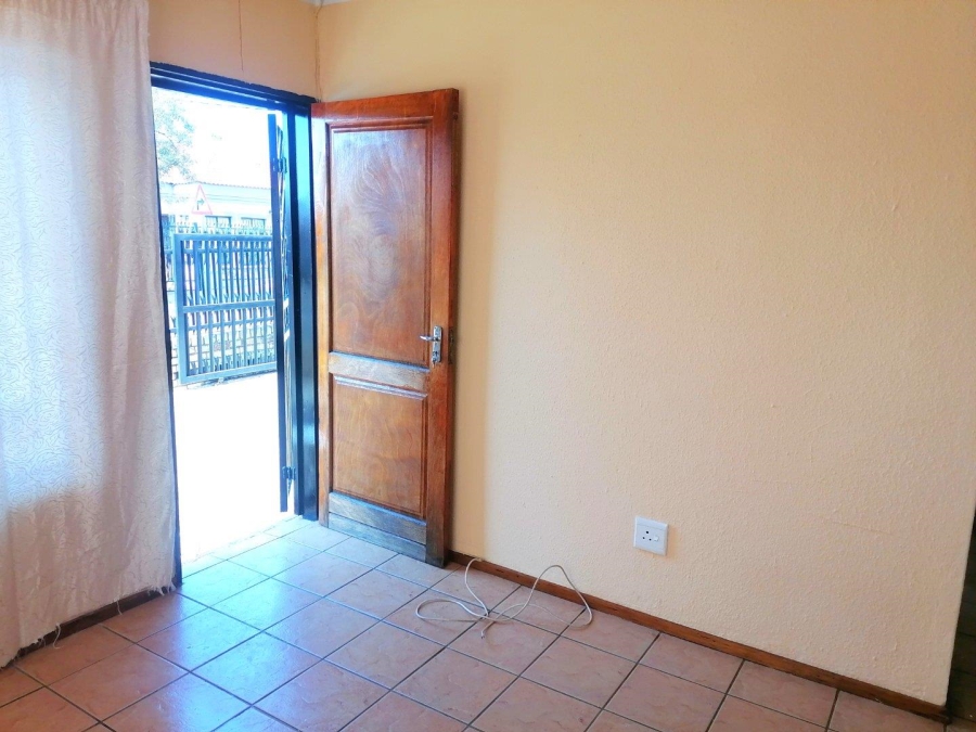 To Let 3 Bedroom Property for Rent in Mahube Valley Gauteng