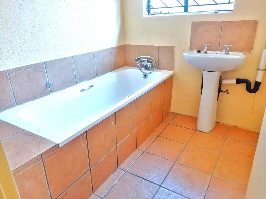 To Let 3 Bedroom Property for Rent in Mahube Valley Gauteng