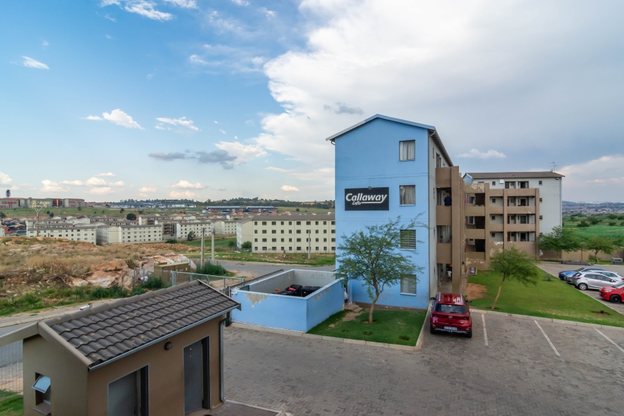 2 Bedroom Property for Sale in Fleurhof Gauteng