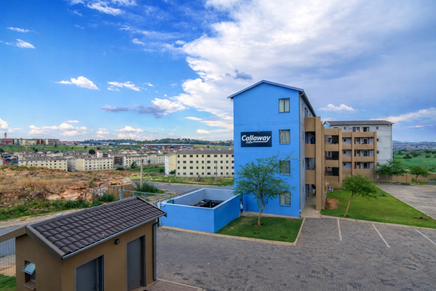 2 Bedroom Property for Sale in Fleurhof Gauteng