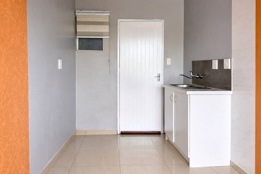 2 Bedroom Property for Sale in Fleurhof Gauteng