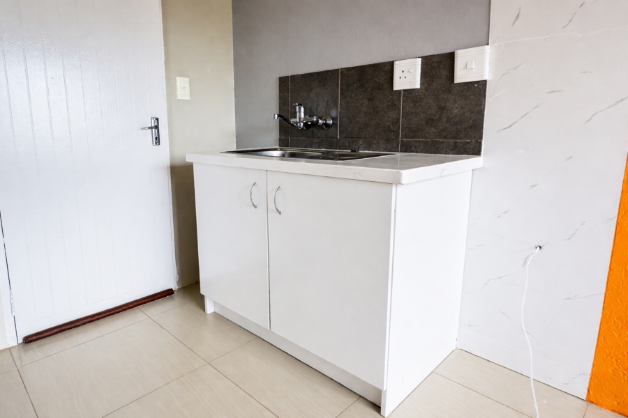 2 Bedroom Property for Sale in Fleurhof Gauteng