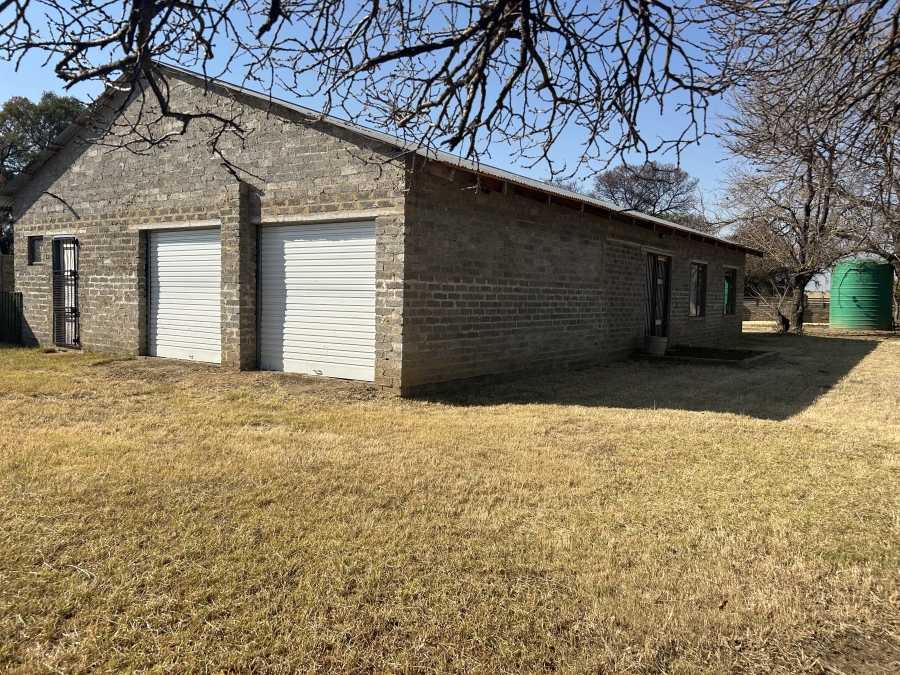 9 Bedroom Property for Sale in Louisrus Gauteng