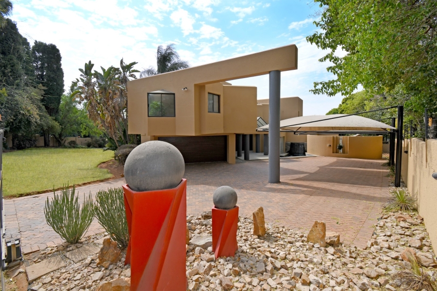 4 Bedroom Property for Sale in Northcliff Gauteng