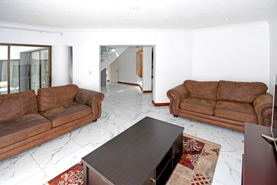 4 Bedroom Property for Sale in Northcliff Gauteng