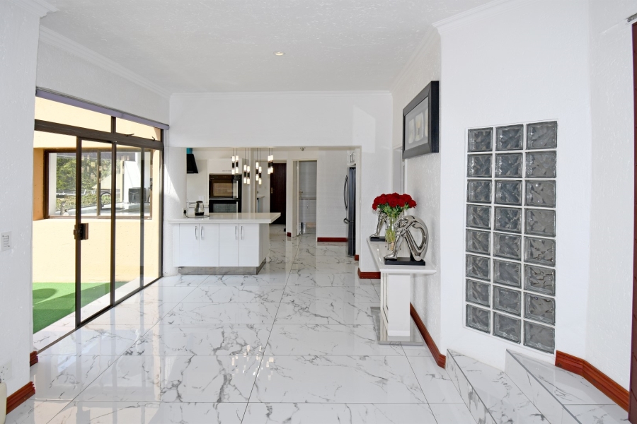 4 Bedroom Property for Sale in Northcliff Gauteng
