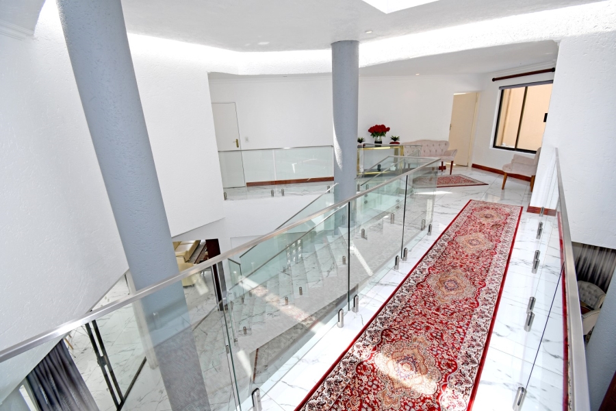 4 Bedroom Property for Sale in Northcliff Gauteng