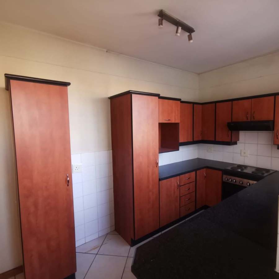 To Let 3 Bedroom Property for Rent in Lambton Gauteng